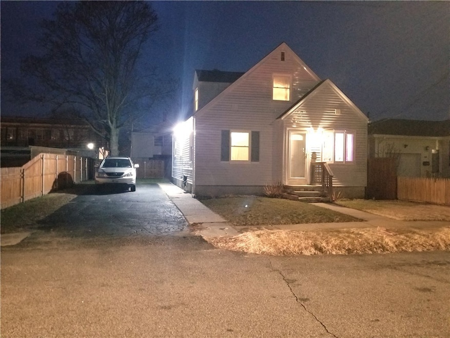 246 Flint Ave, Cranston, RI 02910 - photo 1