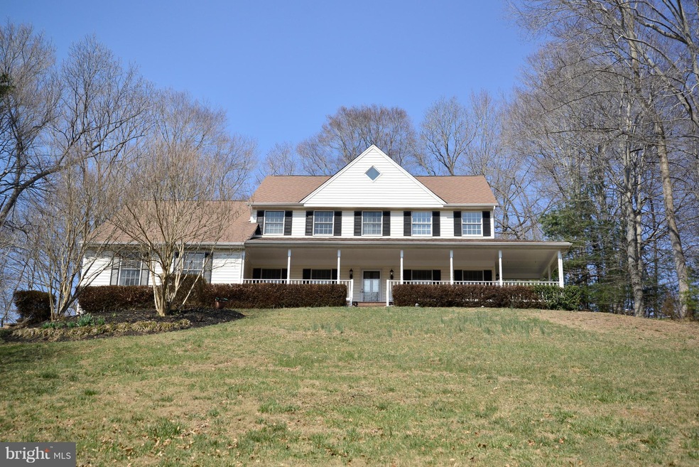 8133 Blandsford Dr, Manassas, VA 20111 - photo 1