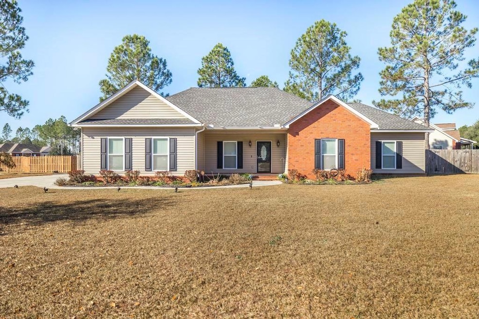 600 Live Oak Way, Dublin, GA 31021 - photo 1
