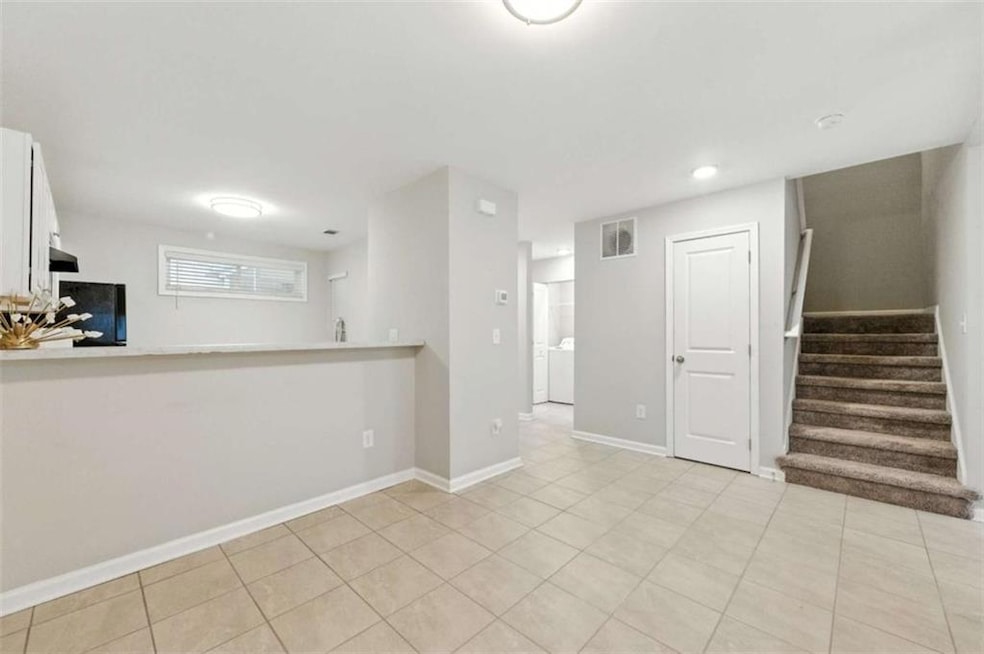 For Rent $1,550/month