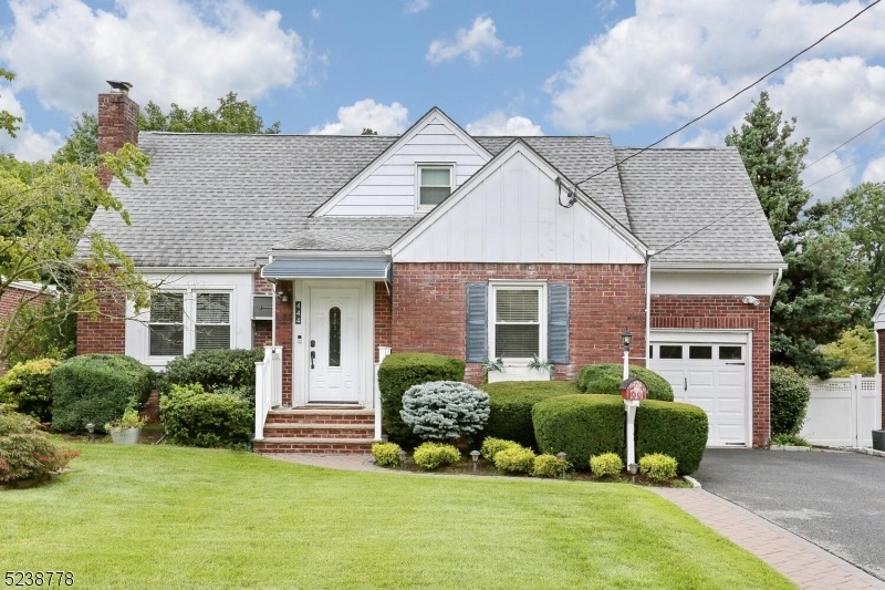 4-44 Summit Ave unit 1X, Fair Lawn, NJ 07410 - photo 1