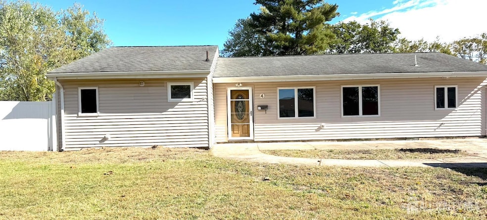 4 Forrestal Rd, Kendall Park, NJ 08824 - photo 1