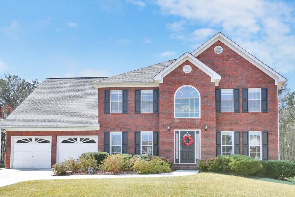 Beautiful brick front home!