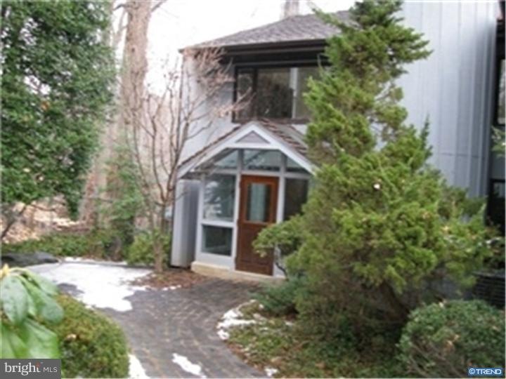 28 Brandywine Falls Rd, Wilmington, DE 19806 - photo 1