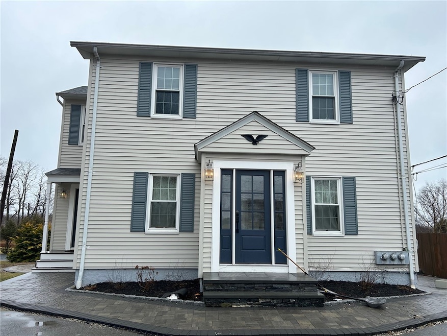 202 Bayview Ave unit B, Bristol, RI 02809 - photo 1