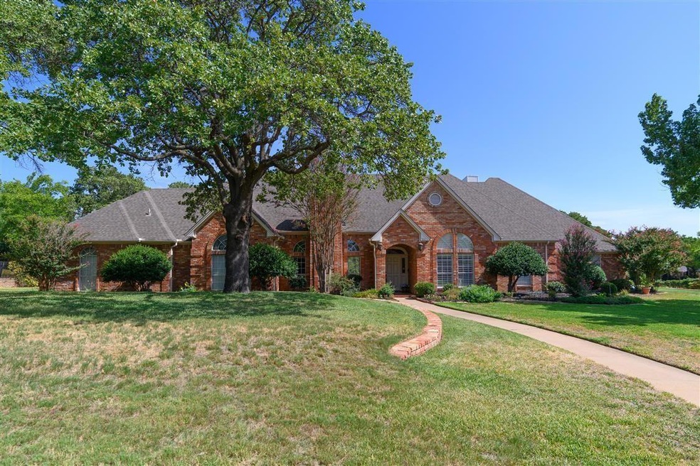 922 Emerald Blvd, Southlake, TX 76092 - photo 1