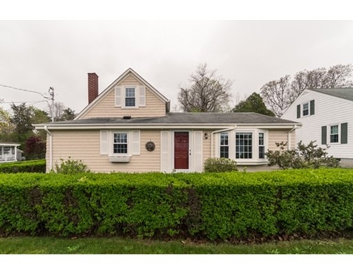 45 Grandview Ave, Fairhaven, MA 02719 - photo 1