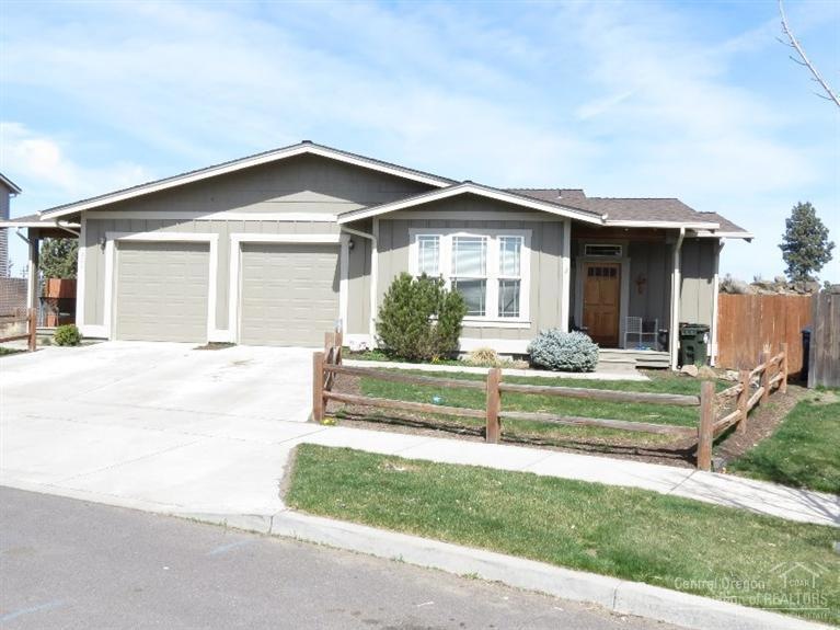 822 NE Hidden Valley Dr unit 1 & 2, Bend, OR 97701 - photo 1