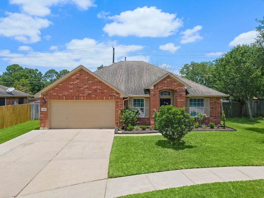Welcome home! 6805 Haley Court! This home has it ALL!