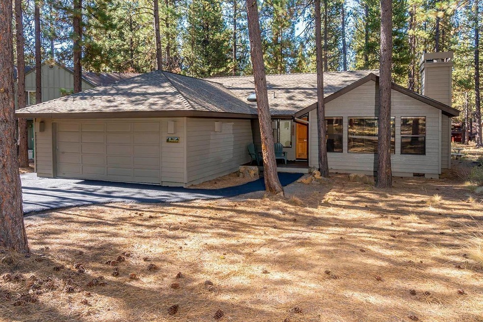 17857 Pine Mountain Ln, Sunriver, OR 97707 - photo 1