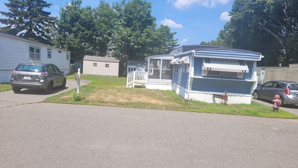 261 Newbury St unit 123 C, Peabody, MA 01960 - photo 1