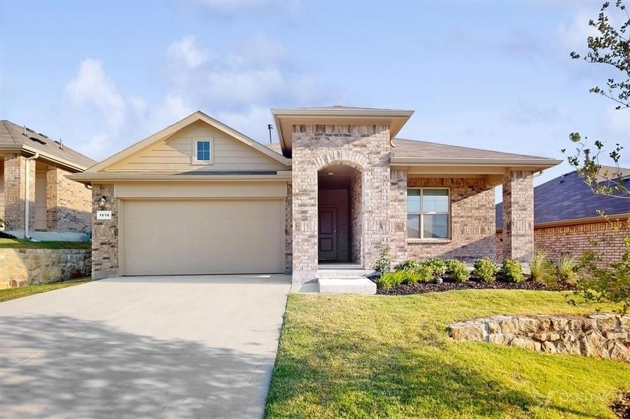 1616 Vandemere Ct, Fort Worth, TX 76108 - photo 1