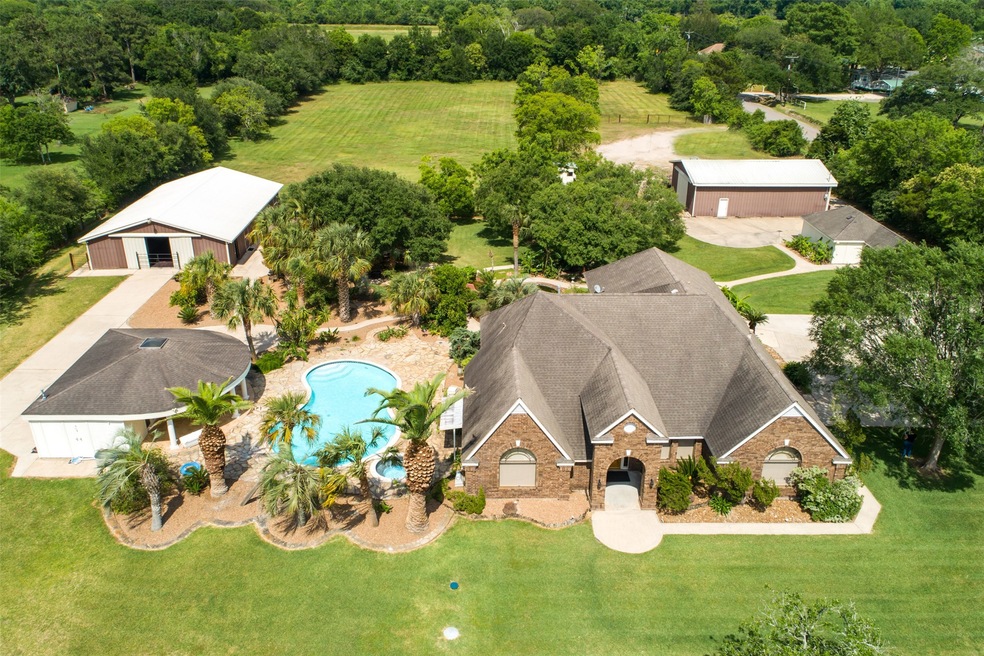 4027 County Road 156, Alvin, TX 77511 - photo 1