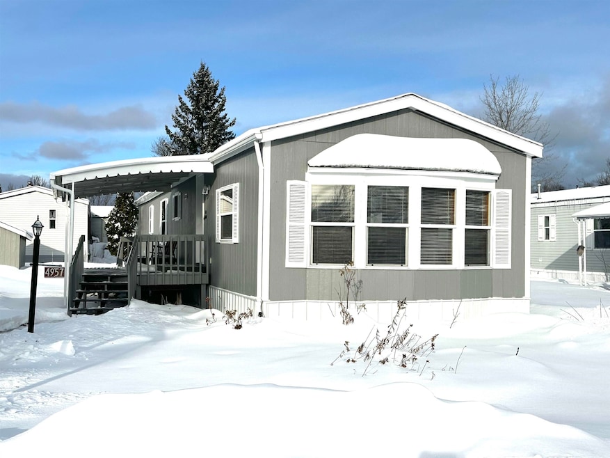 4957 Evergreen Ln, Hermantown, MN 55811 - photo 1