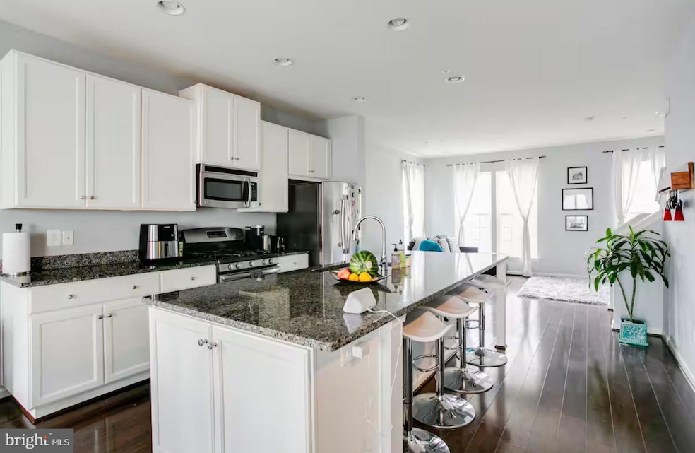 22517 Phillips St unit 1509, Clarksburg, MD 20871 - photo 1