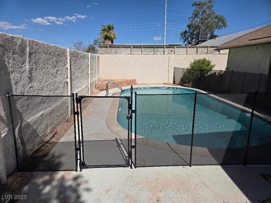 unlisted-address, Las Vegas, NV 89119 - photo 1