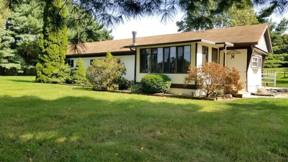 4203 N 175 E, La Porte, IN 46350 - photo 1