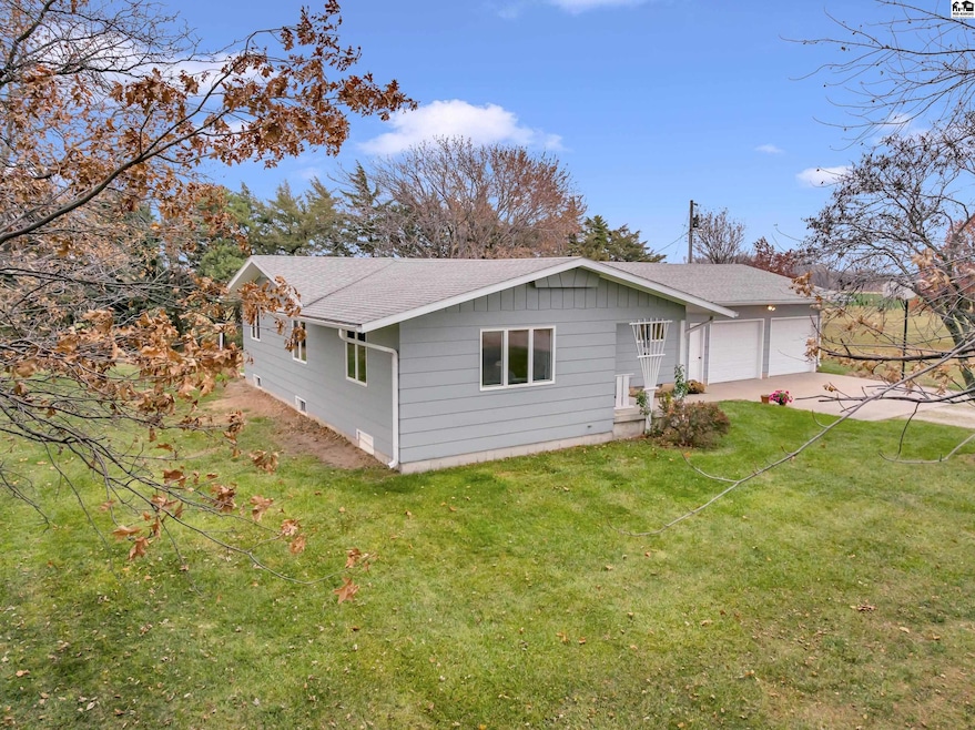 2176 Frontier Rd, Galva, KS 67443 - photo 1