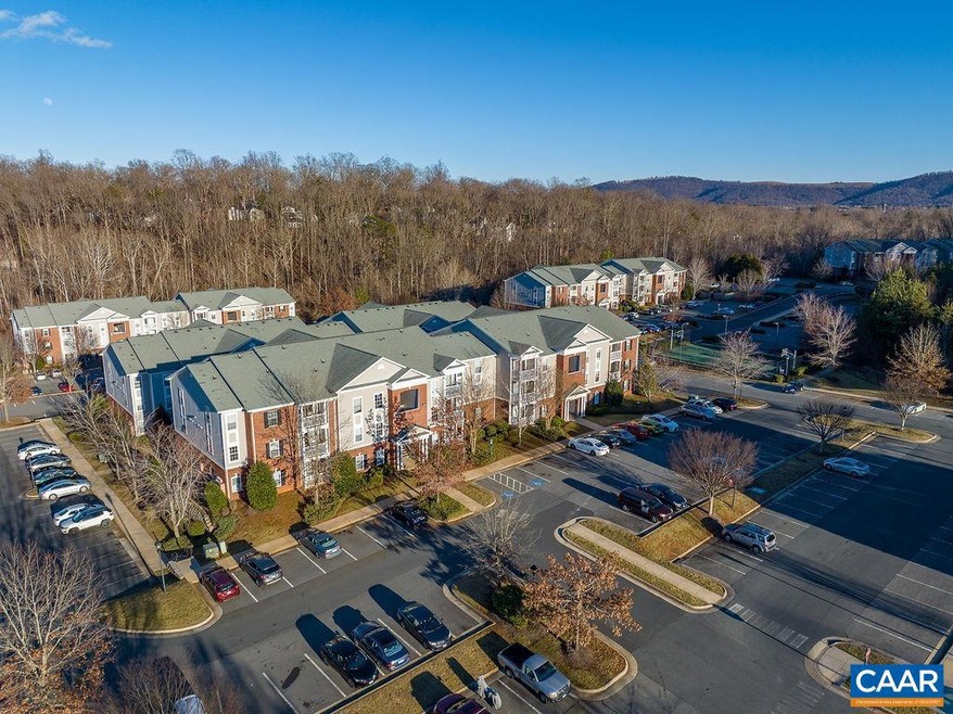 142 Yellowstone Dr unit 308, Charlottesville, VA 22903 - photo 1