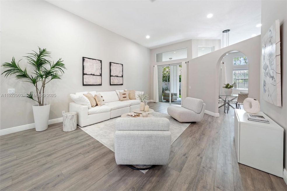 2587 Jardin Ct, Weston, FL 33327 - photo 1