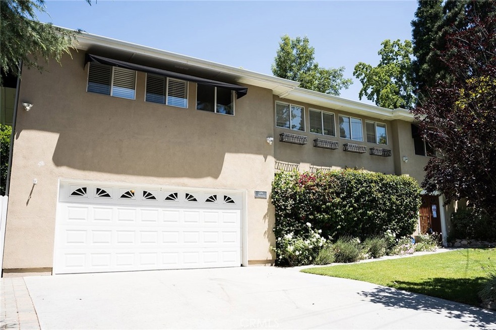 Sold $1,465,250 • Co-Listing Agent