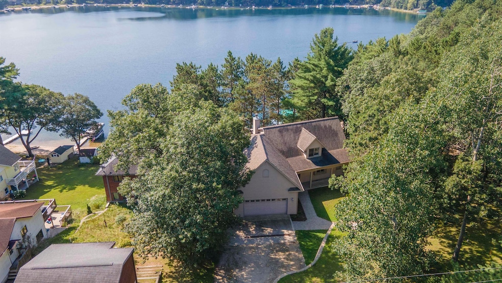 For Sale $1,000,000 • Co-Listing Agent