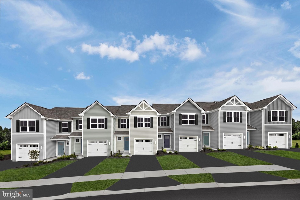 15 Otero Ln, Hedgesville, WV 25427 - photo 1