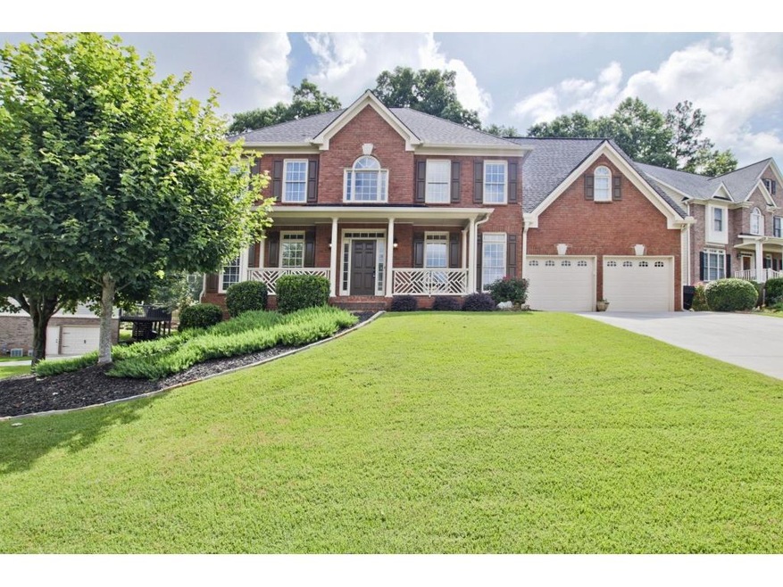 IMMACULATE Executive home, featuring Brick & cemen