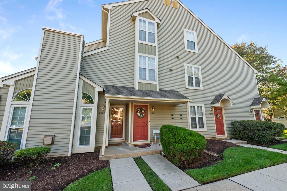 2608B Yarmouth Ln unit 2608, Mount Laurel, NJ 08054 - photo 1