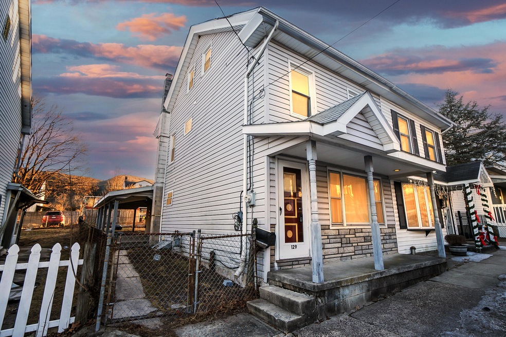 129 Center Ave, Jim Thorpe, PA 18229 - photo 1