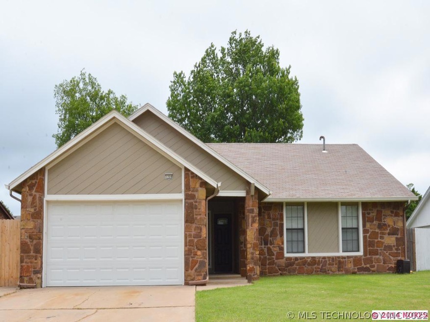 1209 S 33rd St, Broken Arrow, OK 74014 - photo 1