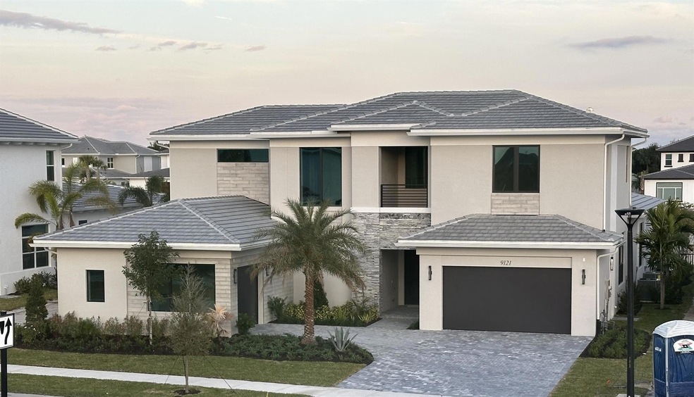 Sold $3,227,423 • Co-Listing Agent