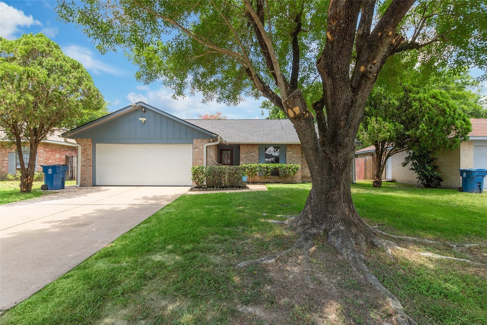 7822 Salge Dr, Houston, TX 77040 - photo 1