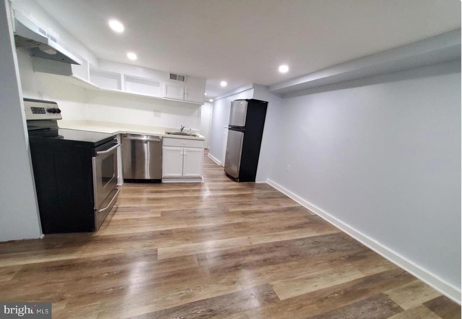 312 Marydell Rd unit BASEMENT, Baltimore, MD 21229 - photo 1