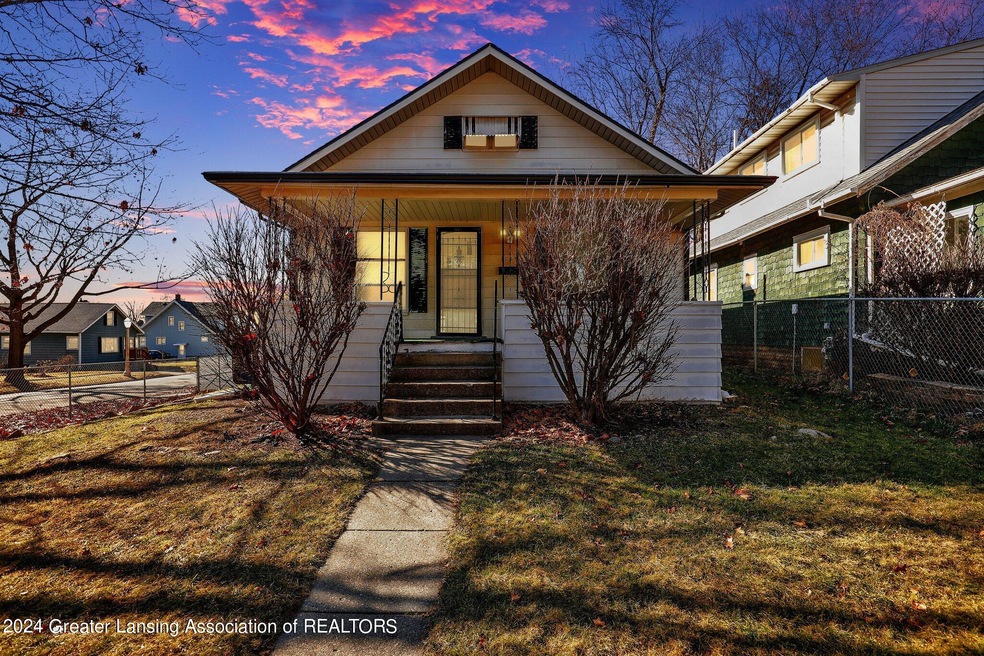 1038 Parker St, Lansing, MI 48912 - photo 1