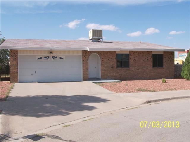 15353 Woodhill Ct, Horizon City, TX 79928 - photo 1