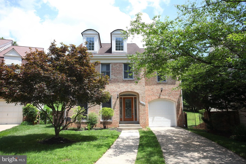 12103 Gatewater Dr, Potomac, MD 20854 - photo 1