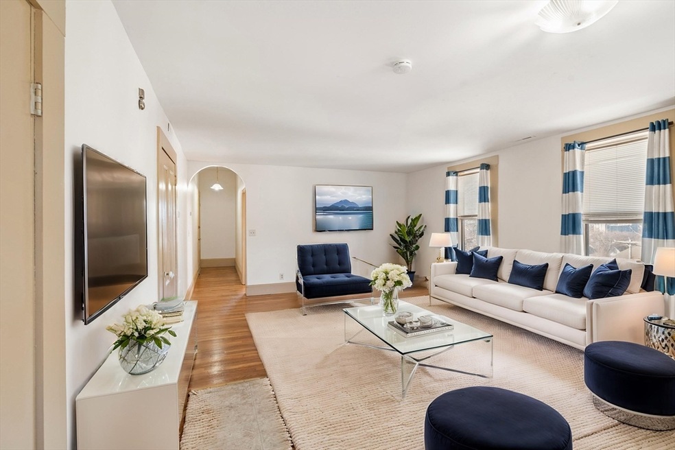 104 10th St unit 2L, Lowell, MA 01850 - photo 1