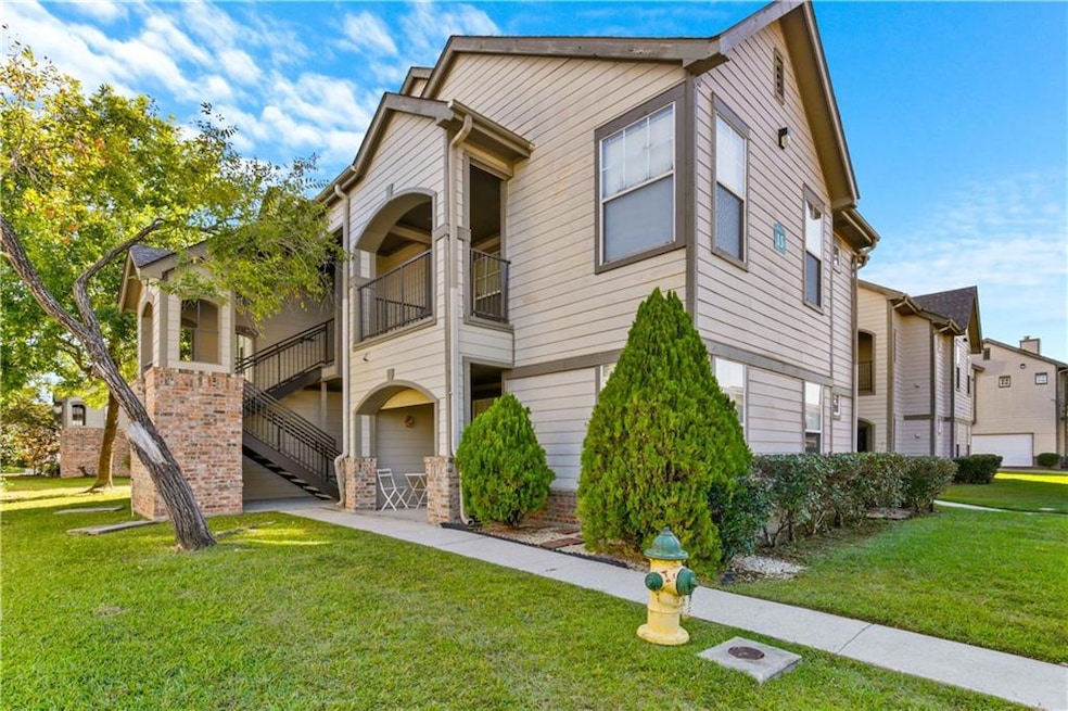 For Sale $125,000 • Co-Listing Agent