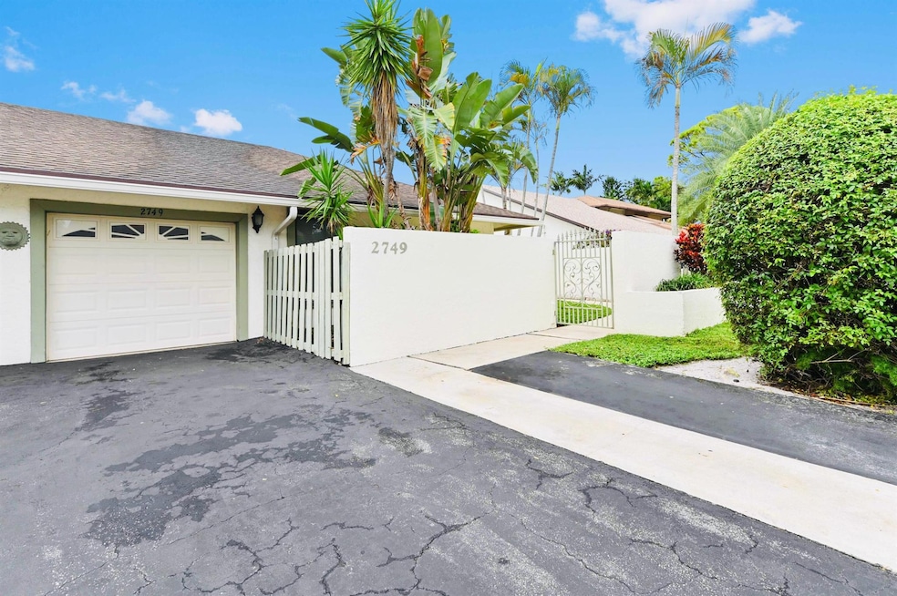 2749 SW 5th St, Delray Beach, FL 33445 - photo 1