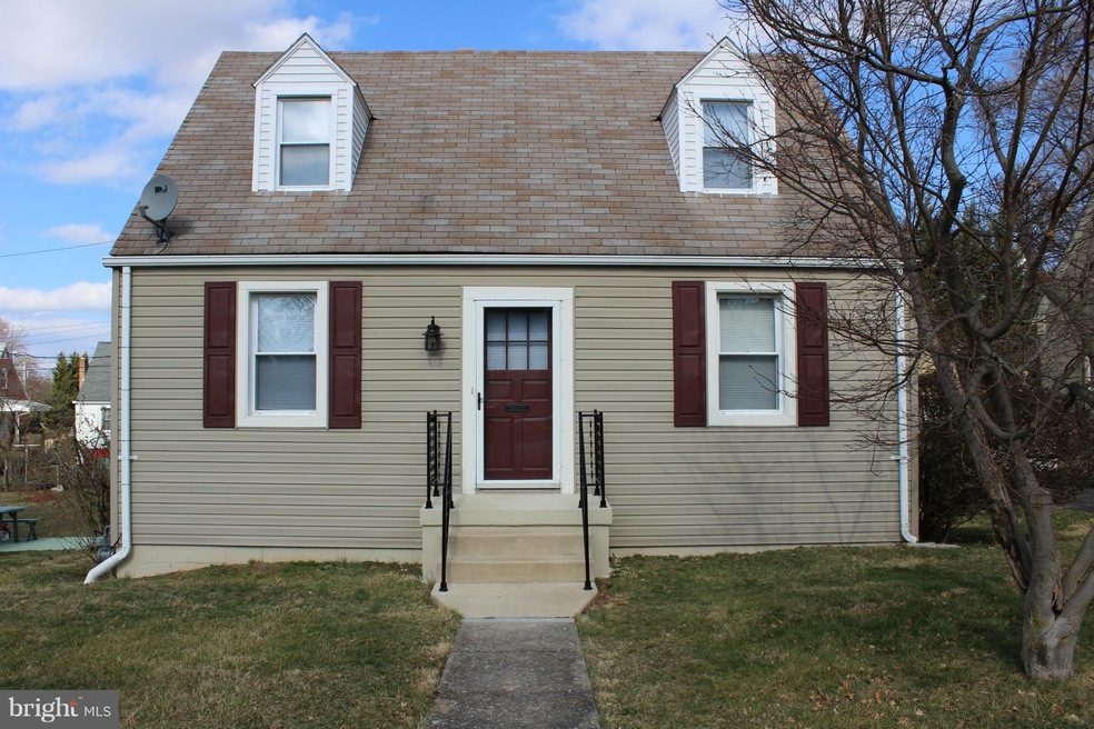 1048 Columbia Rd, Hagerstown, MD 21742 - photo 1