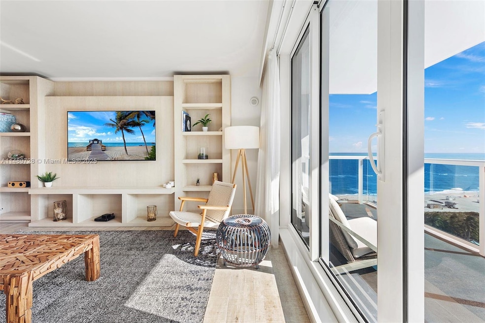 Roney Palace unit 1412, Miami Beach, FL 33140 - photo 1