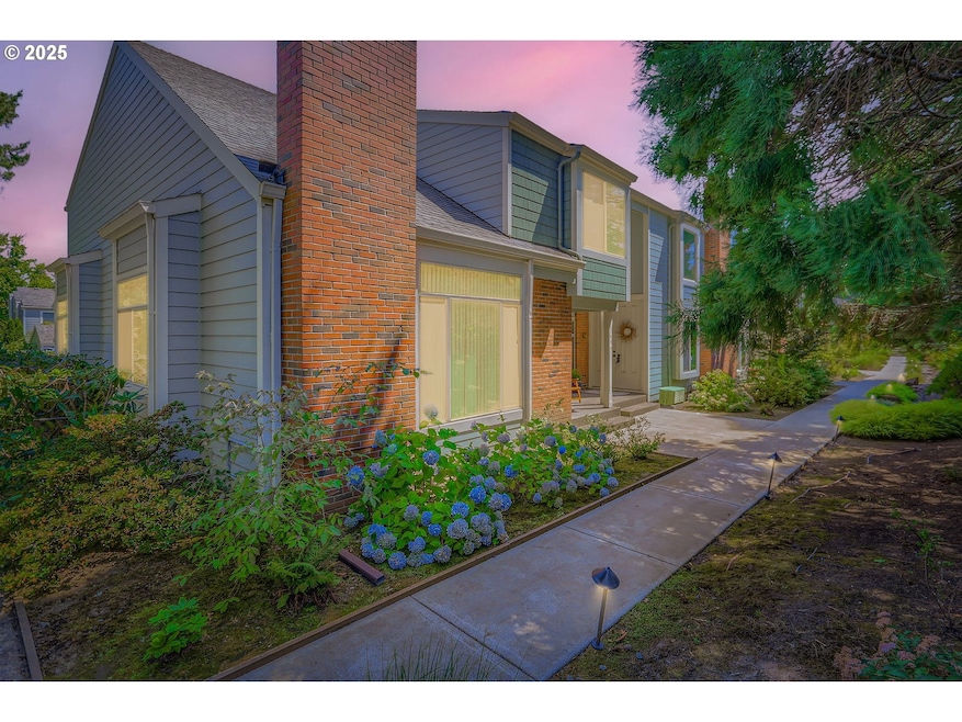 For Sale $564,900 • Co-Listing Agent