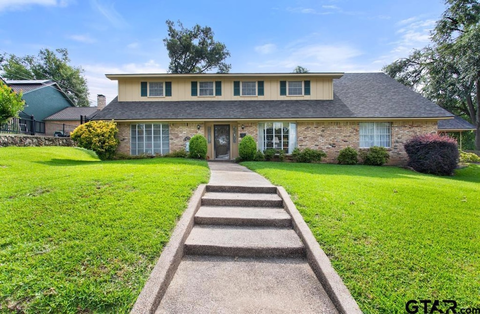 Sold • Co-Listing Agent