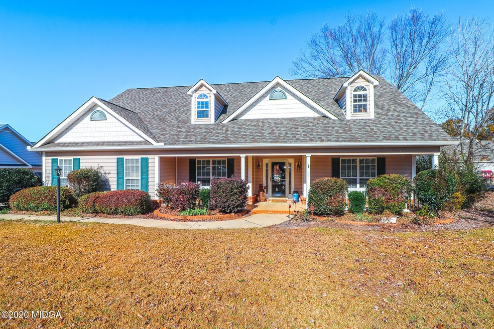 108 Robinson - Front 1