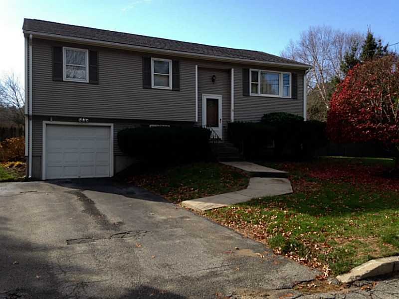 18 Glenna Dr, Smithfield, RI 02917 - photo 1