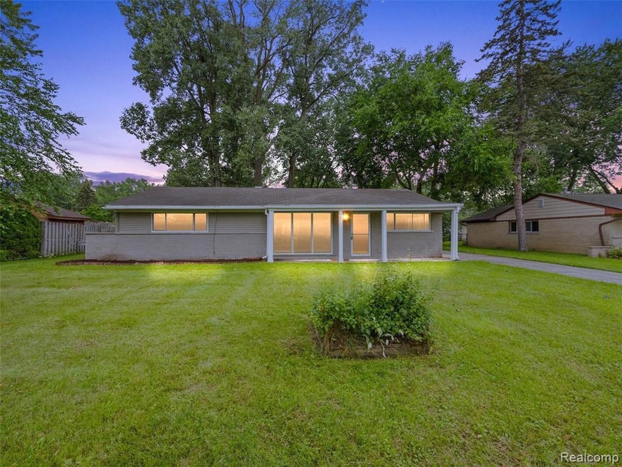 2559 Depew Dr-1.jpg