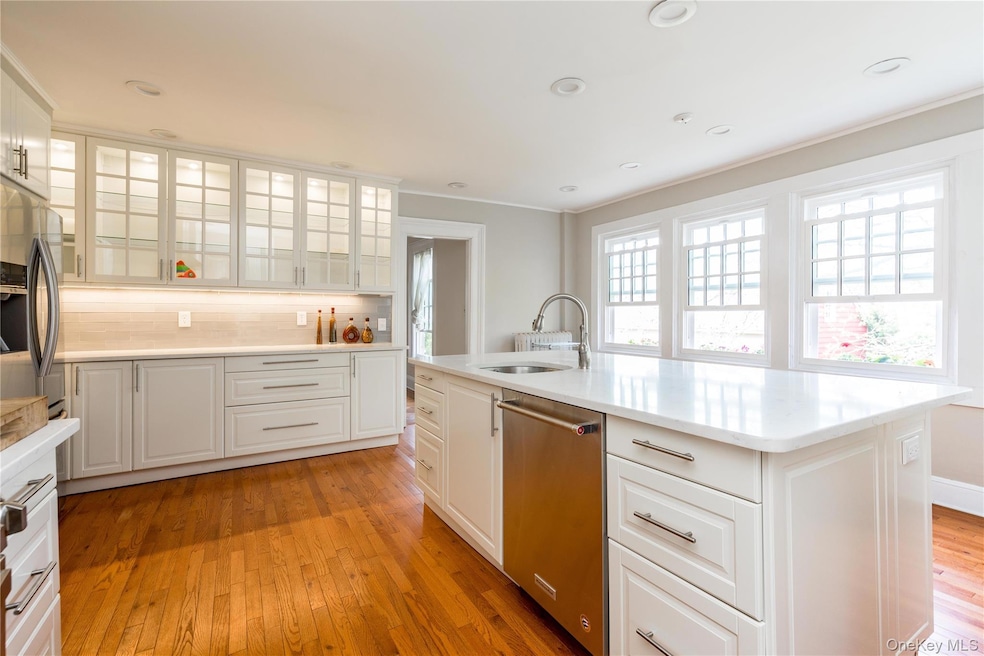 39-26 213th St, Flushing, NY 11361 - photo 1