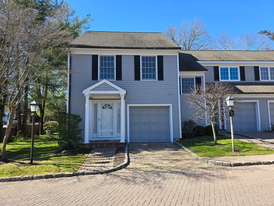 4 Ward Ln unit 4, Darien, CT 06820 - photo 1