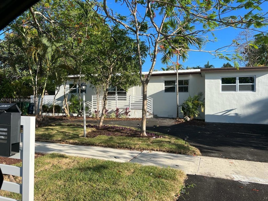 location palmetto and coral way or tamiami